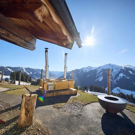 Domek alpejski Almhuetten Saalbach-Hinterglemm