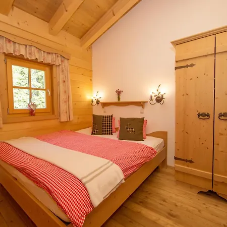 Almhuetten Chalet *