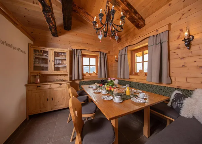 Almhuetten シャレー ザールバッハ・ヒンターグレム